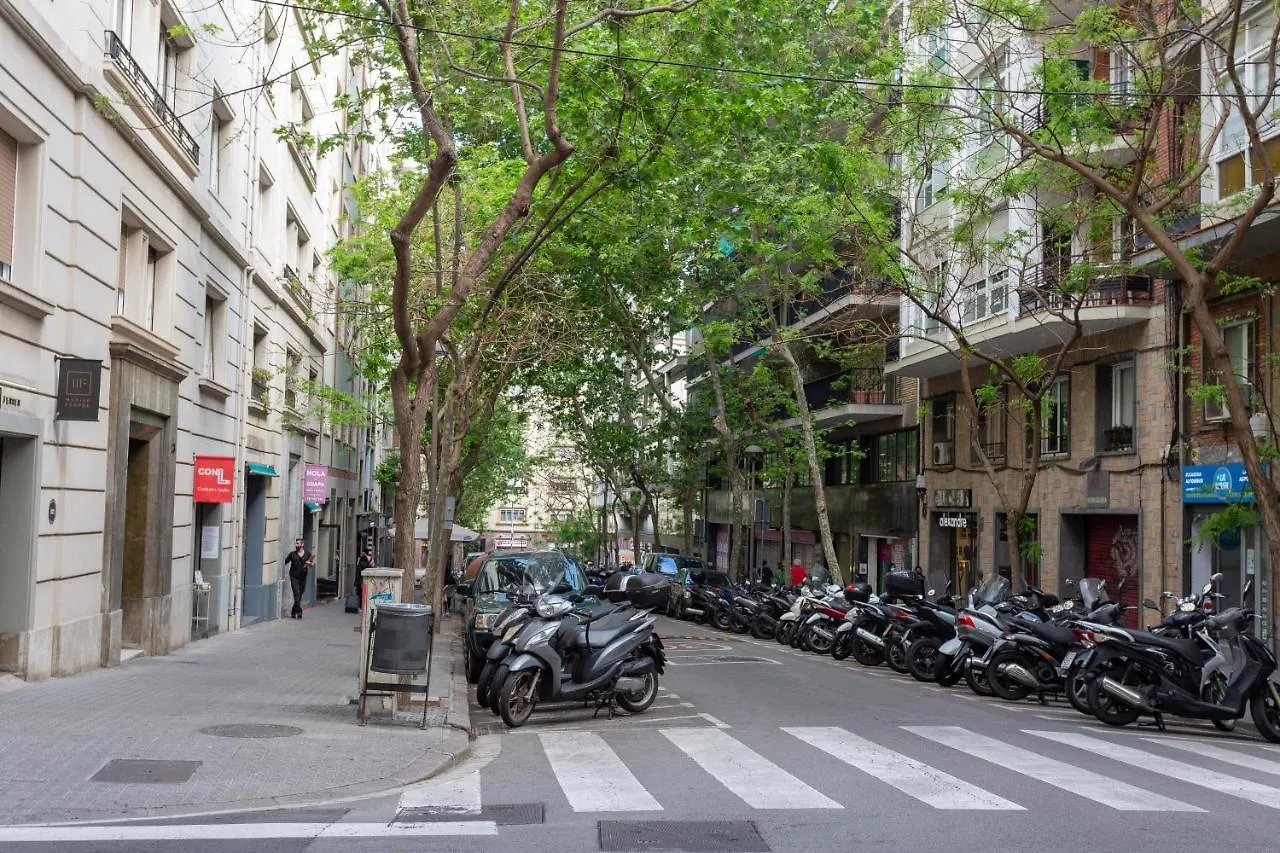 Apartment Aparteasy - Turo Park With Lovely Balcony Barcelona Spain